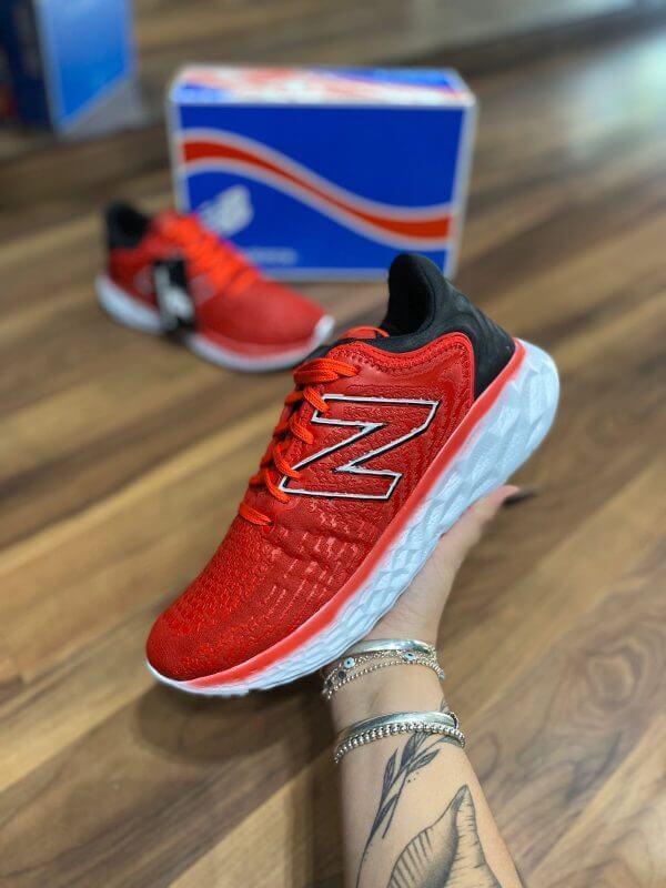 "New Balance Fresh Foam em atacado: Amortecimento revolucionário e conforto superior."