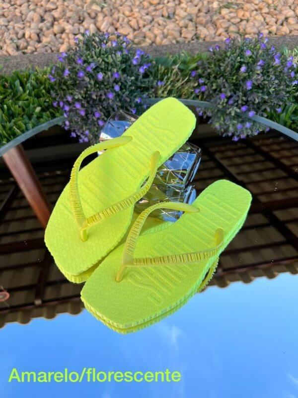 Chinelo de Dedos Quadrada Maldivas Santa Lolla - Conforto Tropical para Revendedores