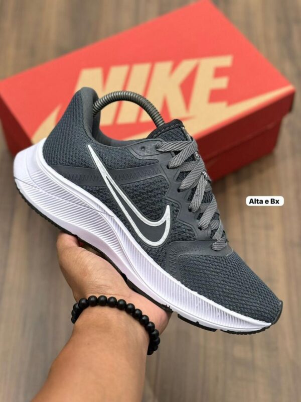 NIKE DOWNSHIFTER 11