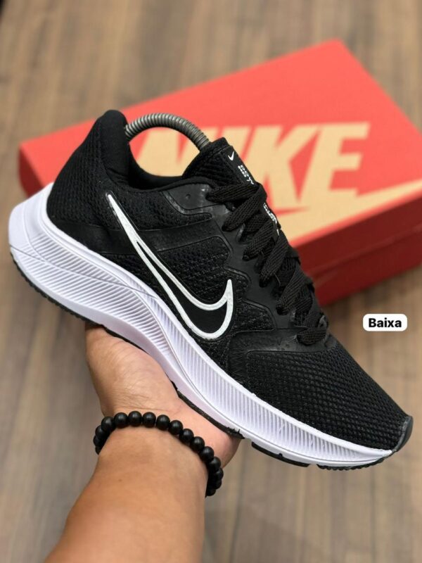 NIKE DOWNSHIFTER 11